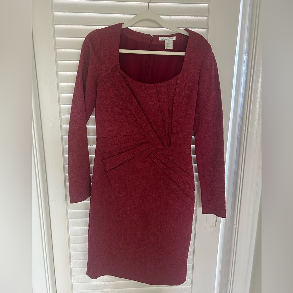 Oscar de la Renta Textured Burgundy Long Sleeve Dress